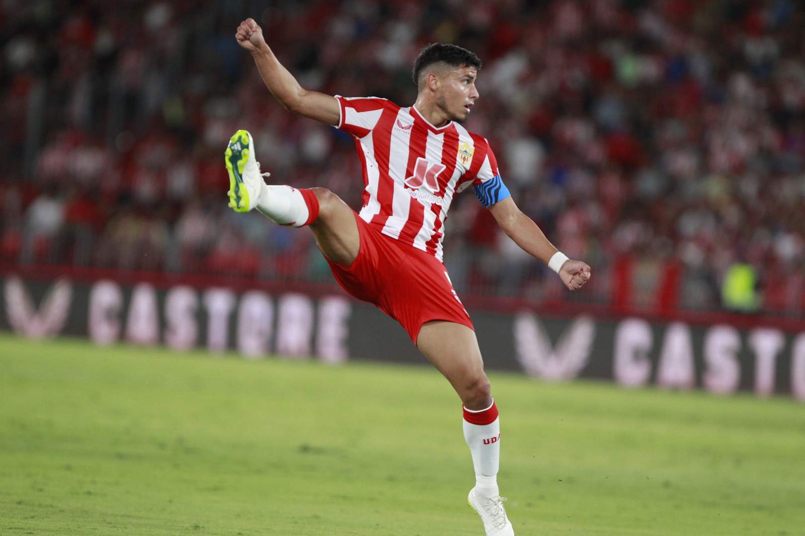 Imágenes del partido de La Liga Ea Sports U.D. Almería-Valencia C.F.