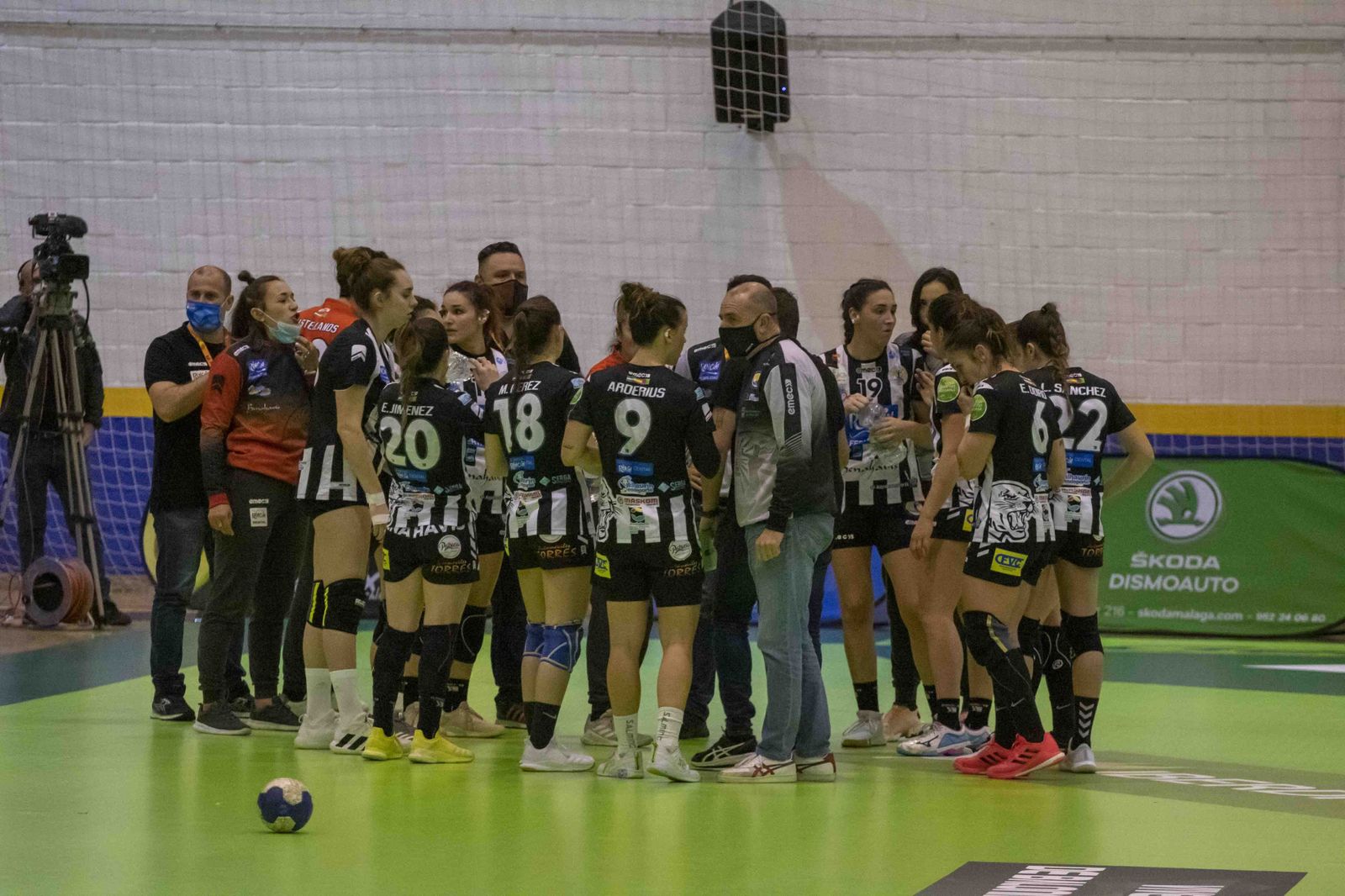 Tiempo muerto del Rincón Fertilidad en un partido de esta temporada.