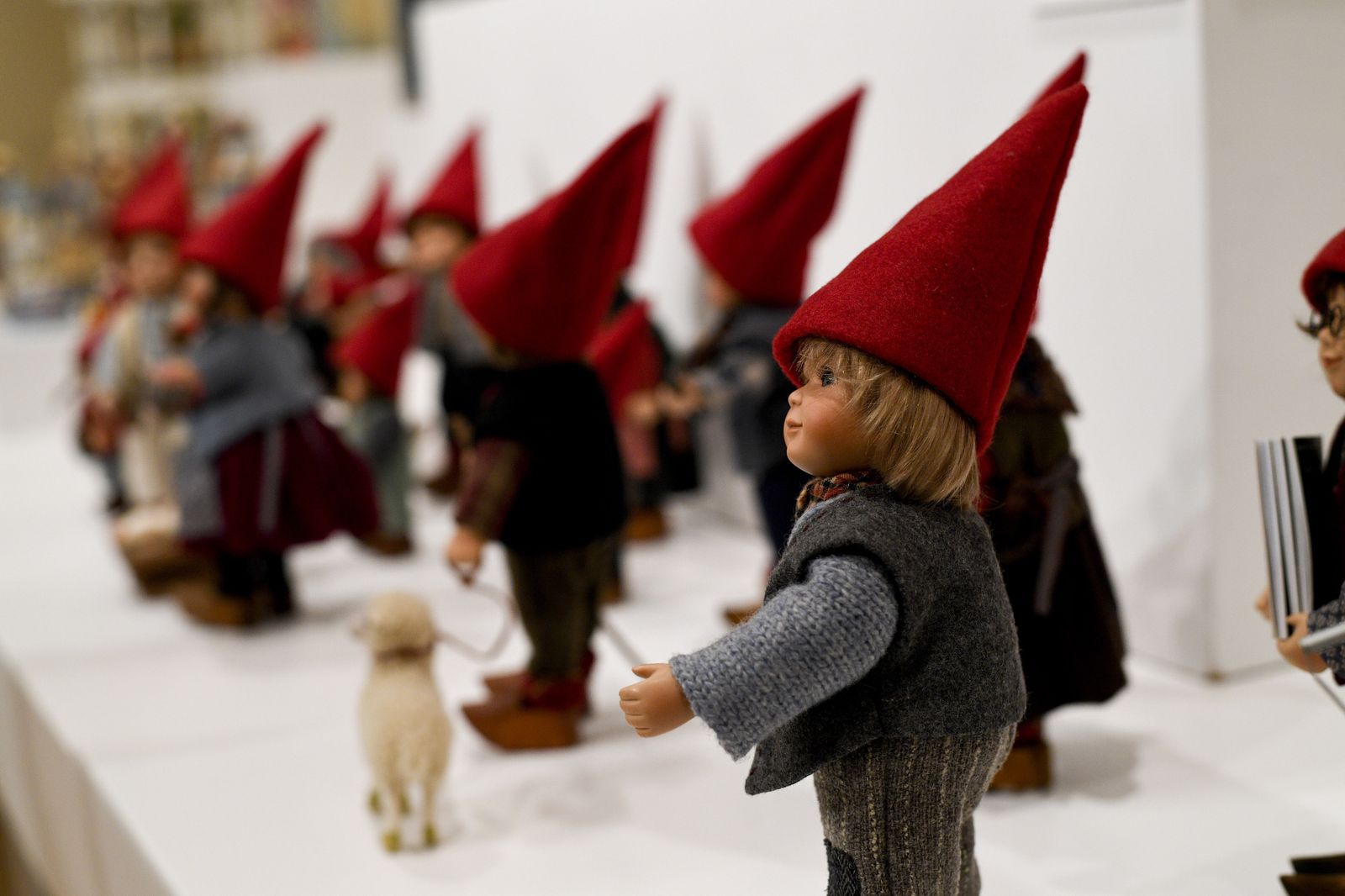 Así son los 130 belenes del mundo de Puerta Real en Granada