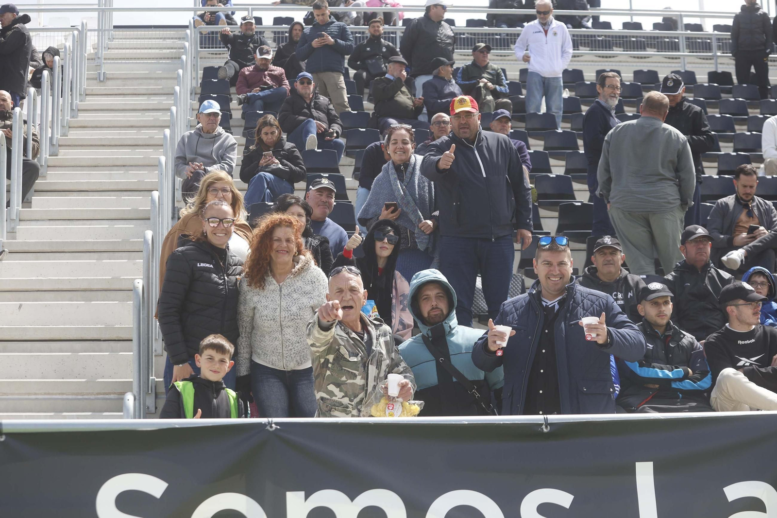 Búscate en el Ciudad de La Línea durante el Balona - Linares