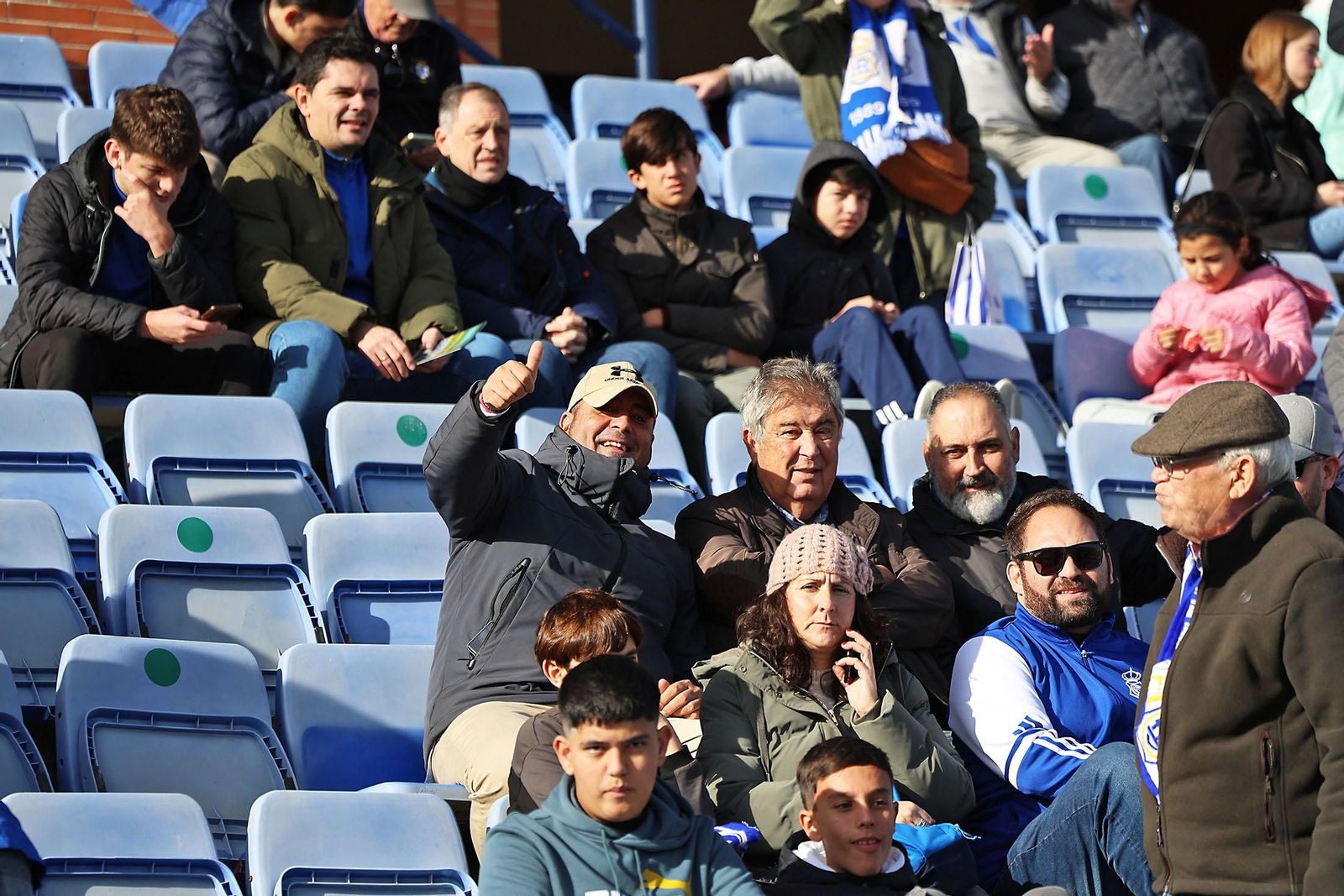 Búscate en las gradas en el Nuevo Colombino en el Recreativo de Huelva - Atlético Antoniano