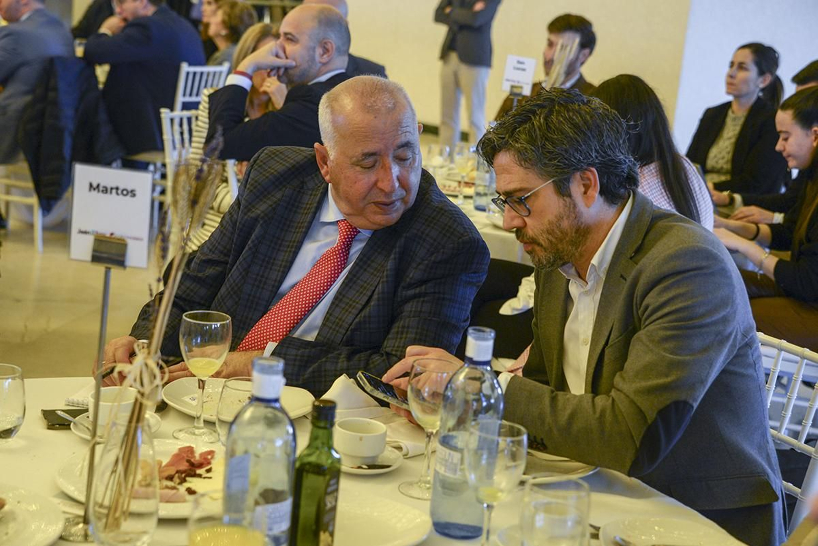 En imágenes: así ha sido el desayuno informativo de Jaén Hoy con el alcalde, Agustín González