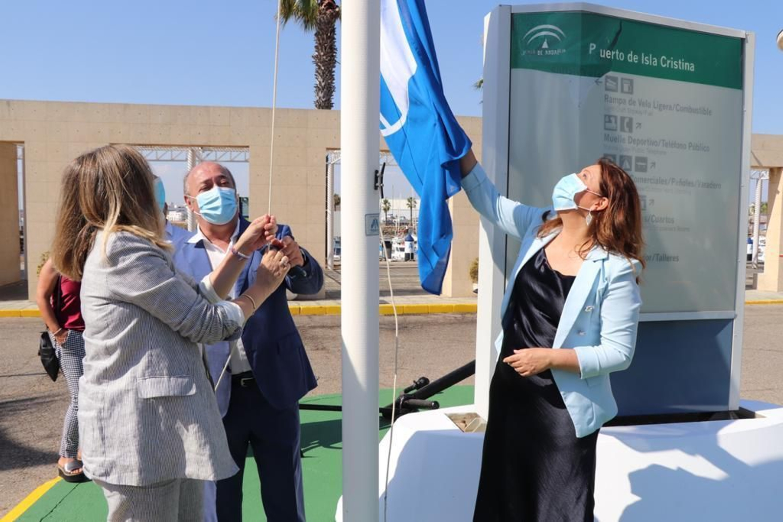 Bandera Azul del Puerto de Isla Cristina