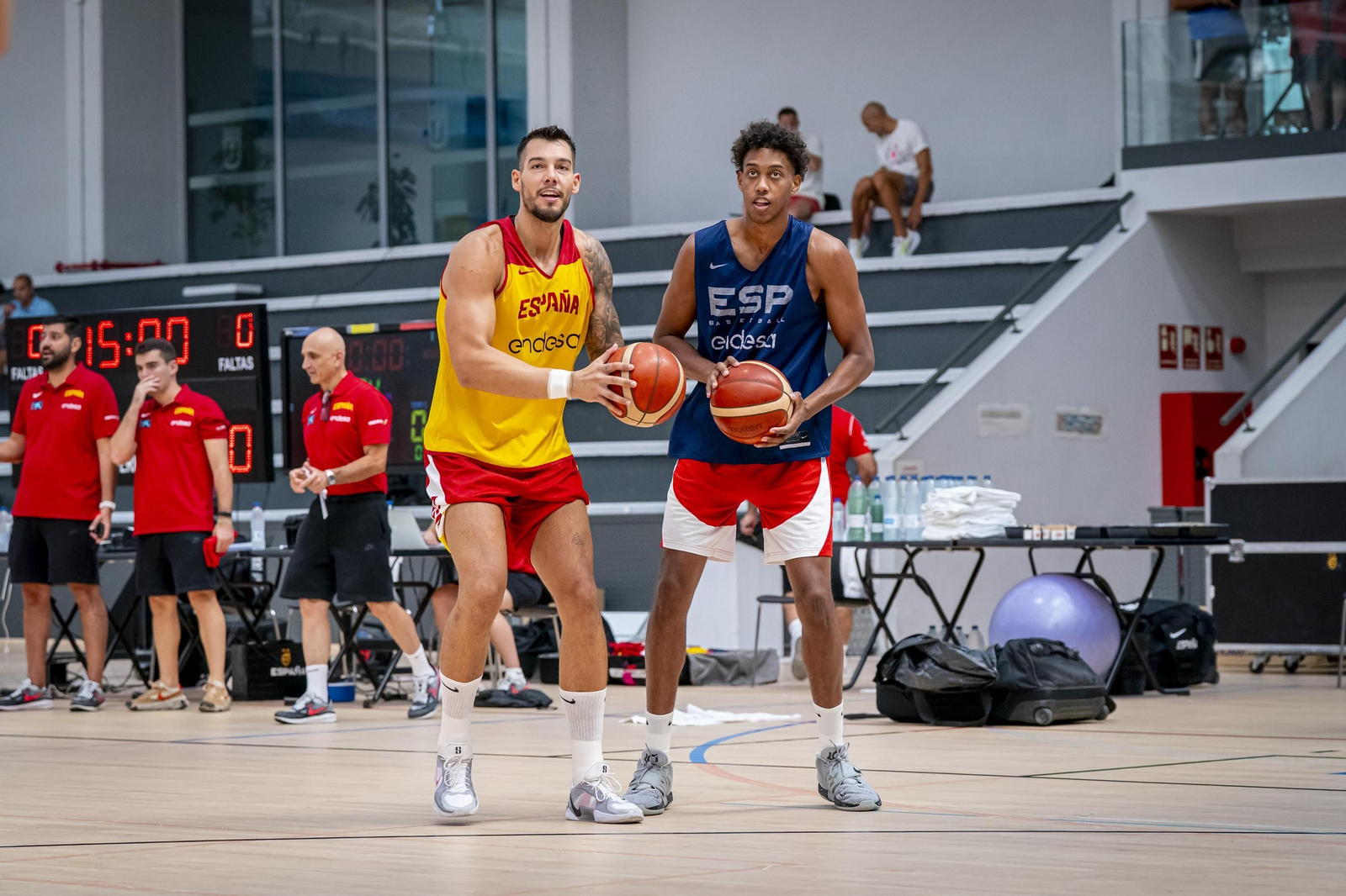 España acaba su trabajo en Madrid antes de venir a Málaga