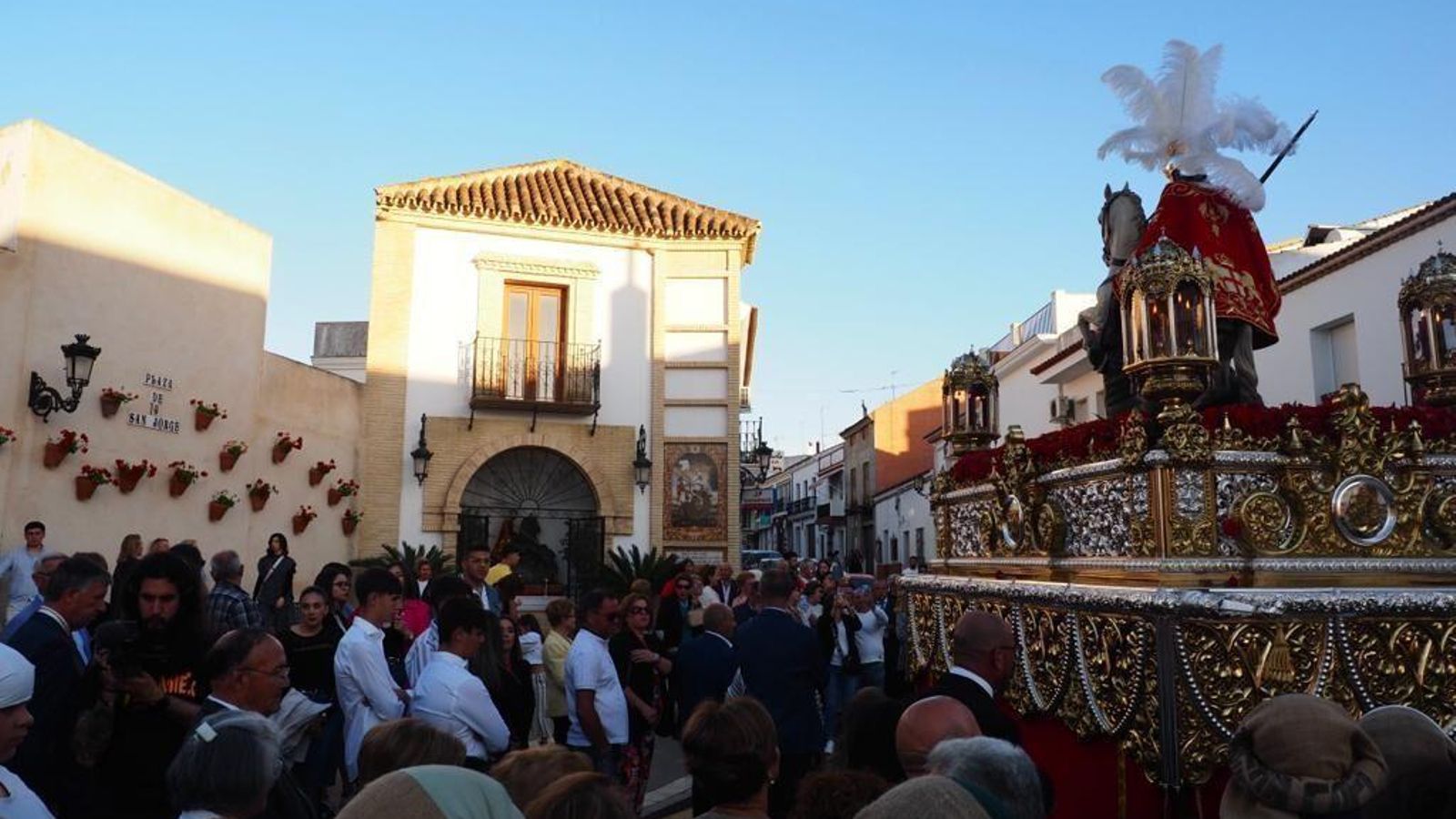 San Jorge Mártir procesionando por Palos de la Frontera