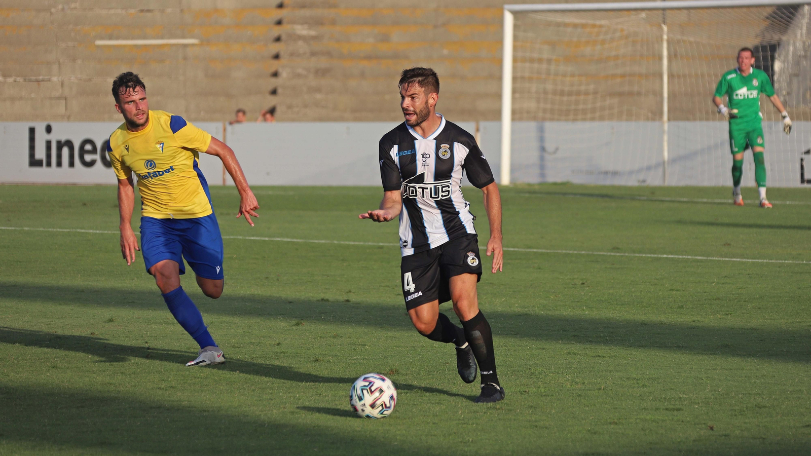 Las mejores fotos del Balona - Cádiz en La Línea