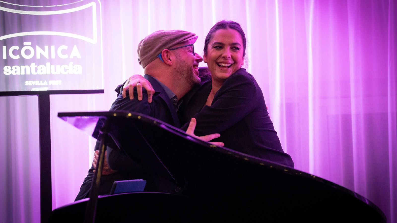 Álvaro Gandul y Alba Molina