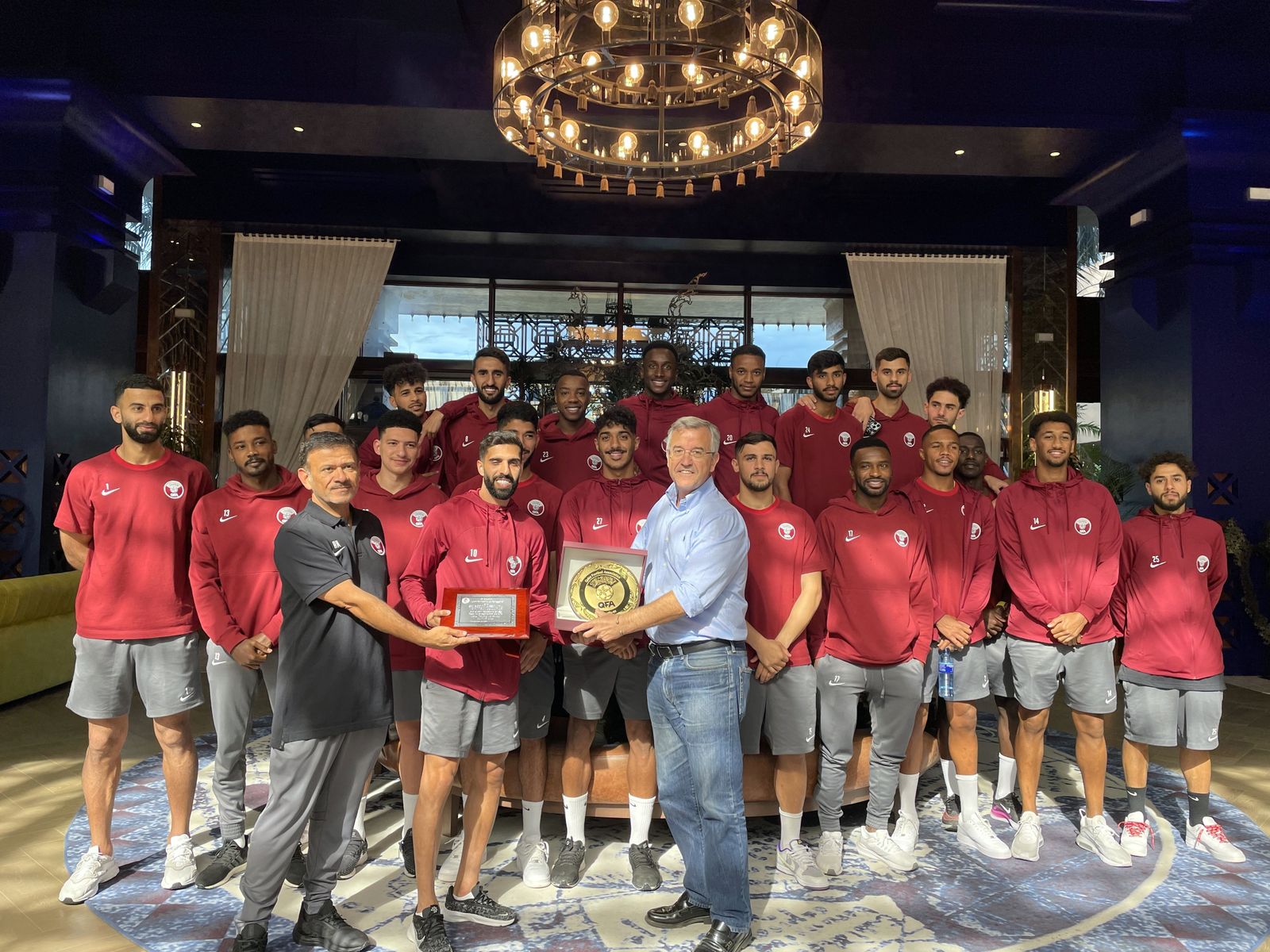 Recepción a la selección de Catar en Estepona.