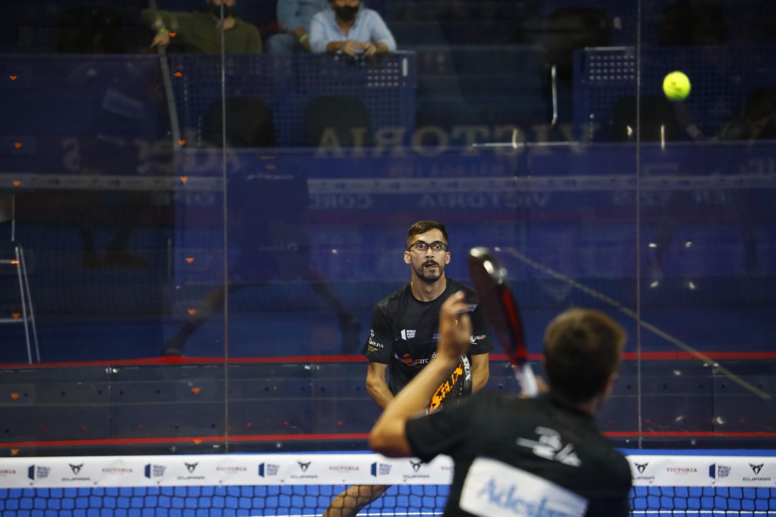 La cara y la cruz de Javi Garrido y Xisco Gil en el World Padel Tour de Córdoba, en imágenes