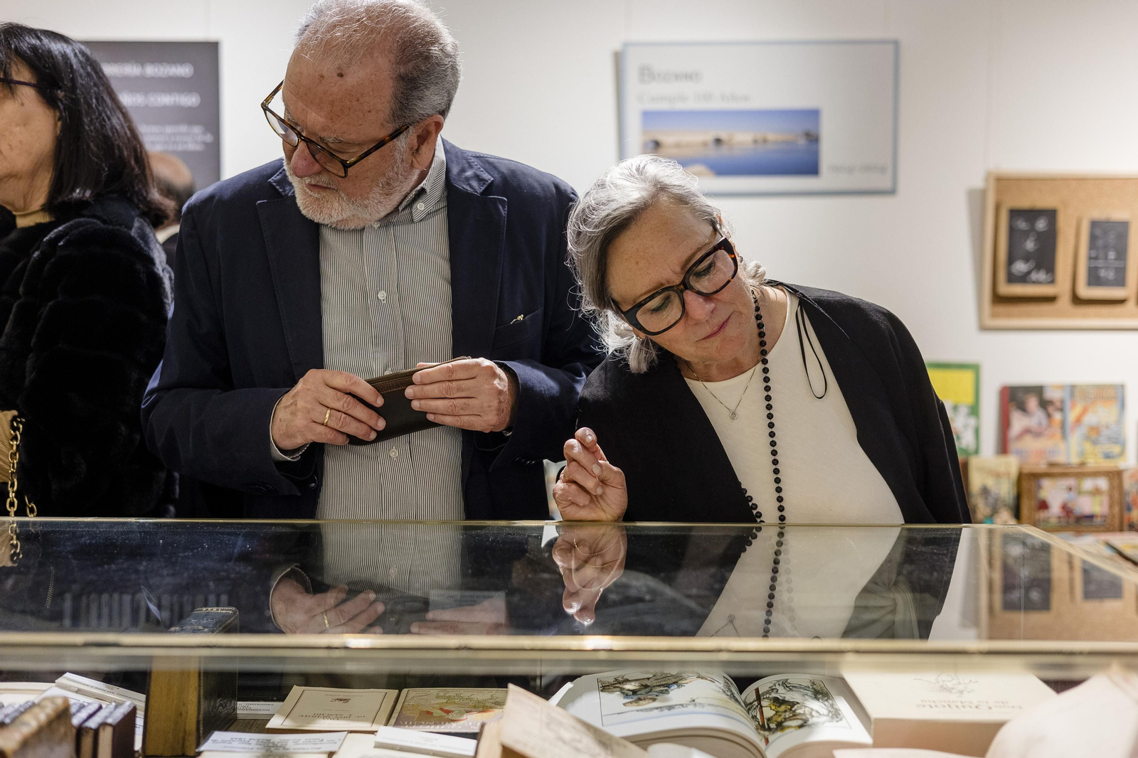 Las imágenes de la inauguración de la exposición por el centenario de la librería Bozano en San Fernando.
