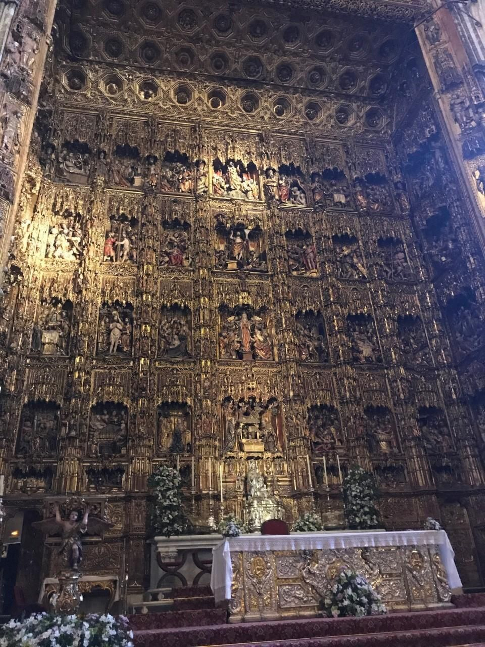El retablo mayor de la Catedral iba a ser la pieza central de Imago Solis.