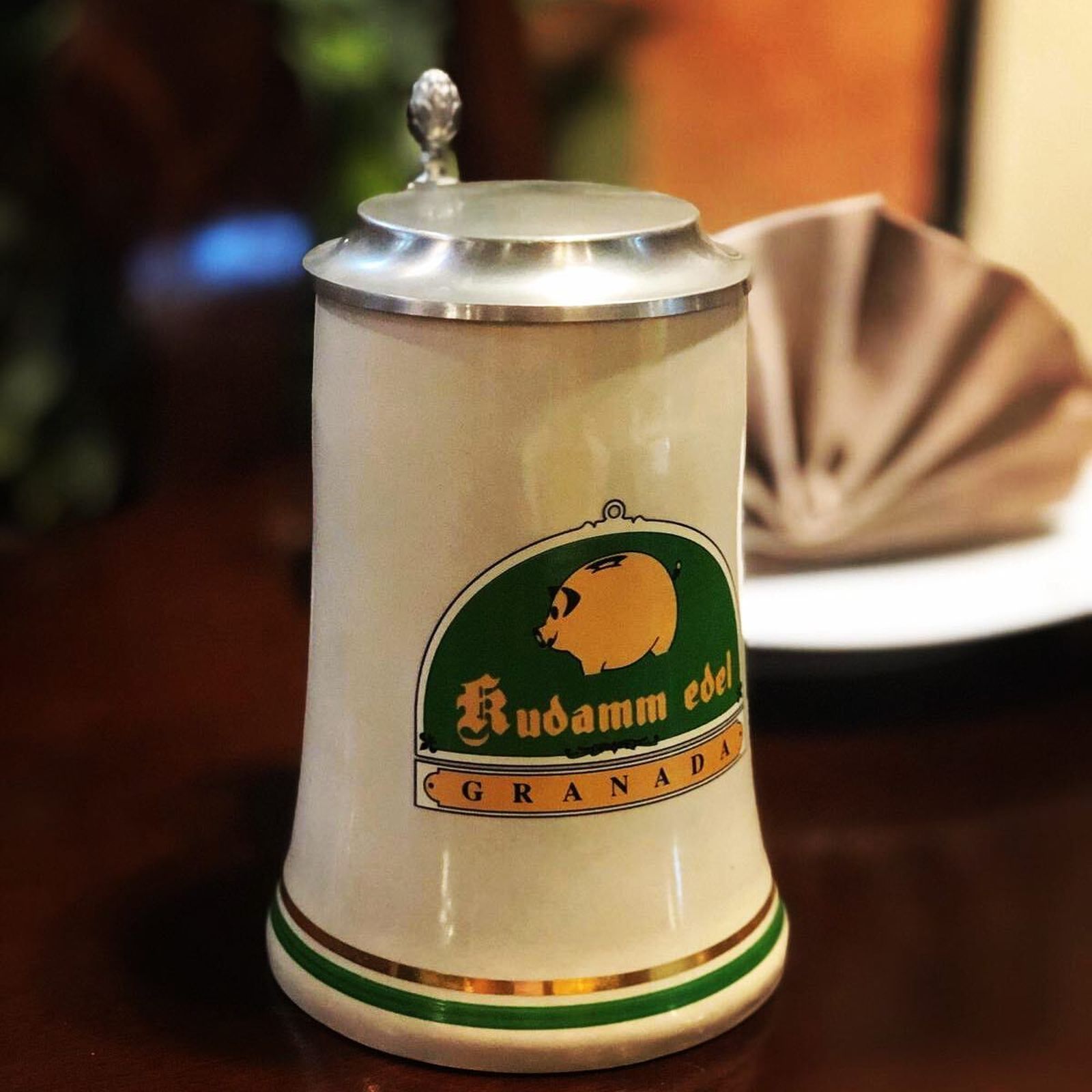 El restaurante de Granada que lleva varias décadas sirviendo comida centroeuropea