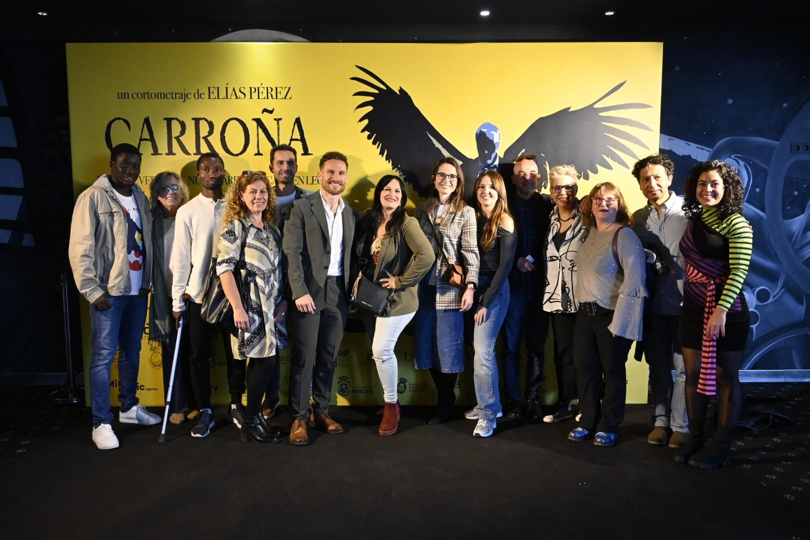 Estreno del cortometraje 'Carroña' del cineasta onubense Elías Pérez , en imágenes