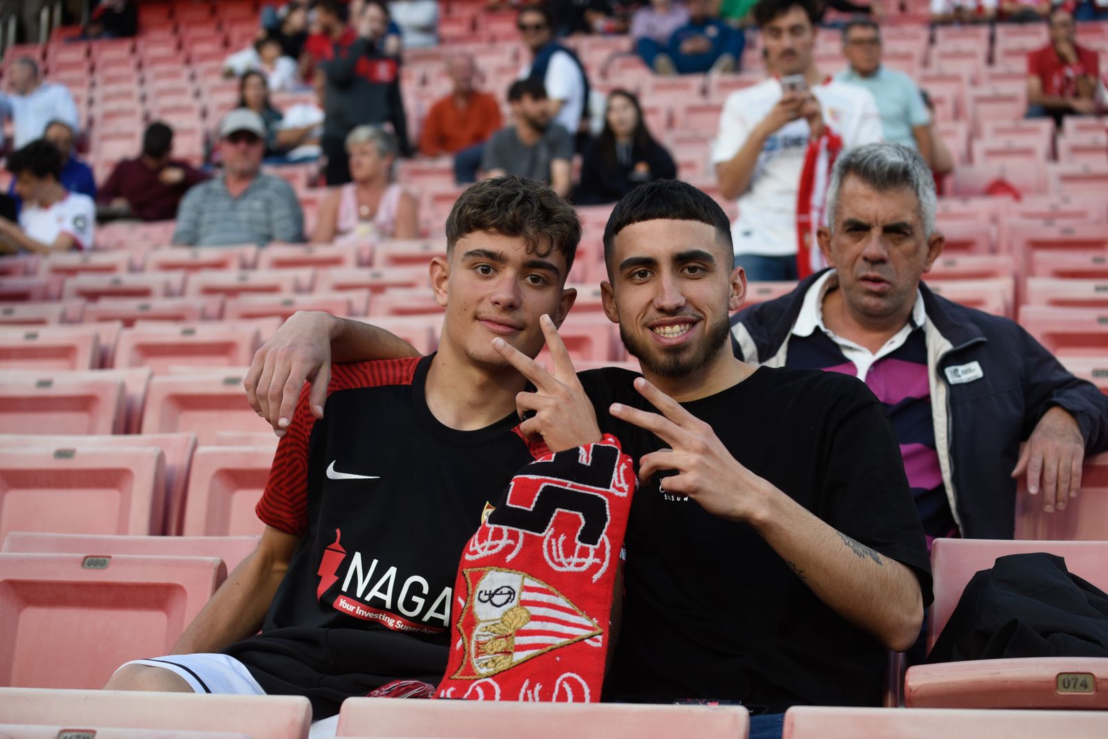 Búscate en el Sevilla FC - Granada CF