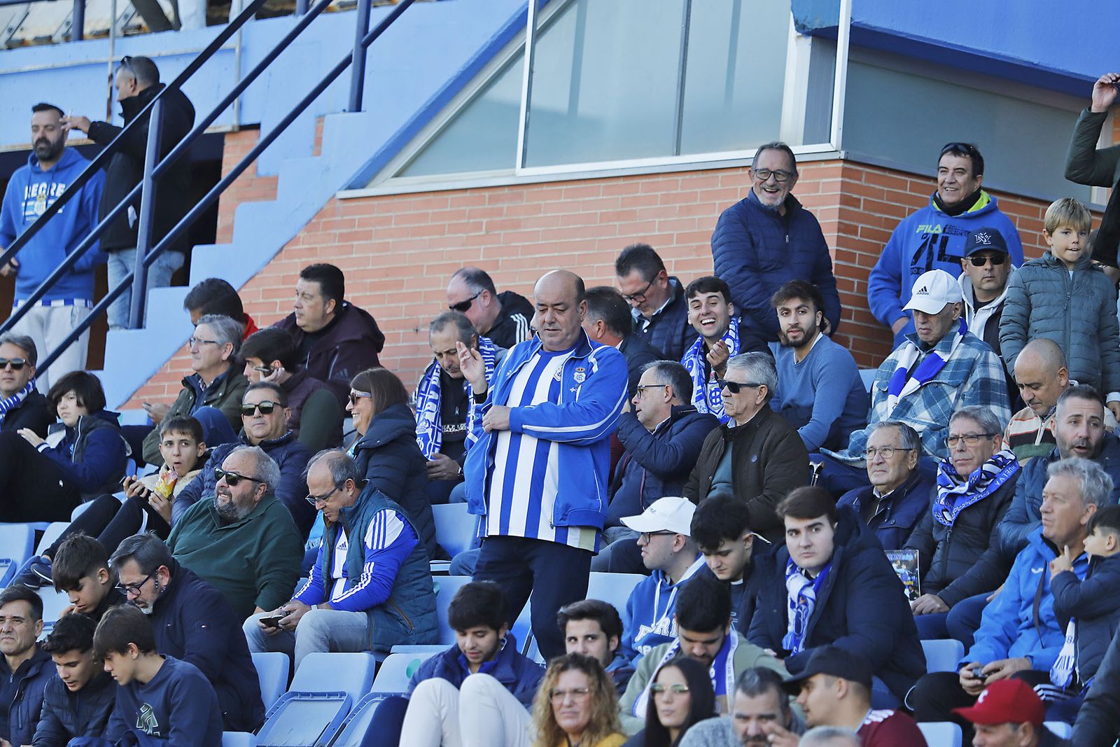 Imágenes del ambiente en el encuentro entre el Recreativo de Huelva y el Real Murcia
