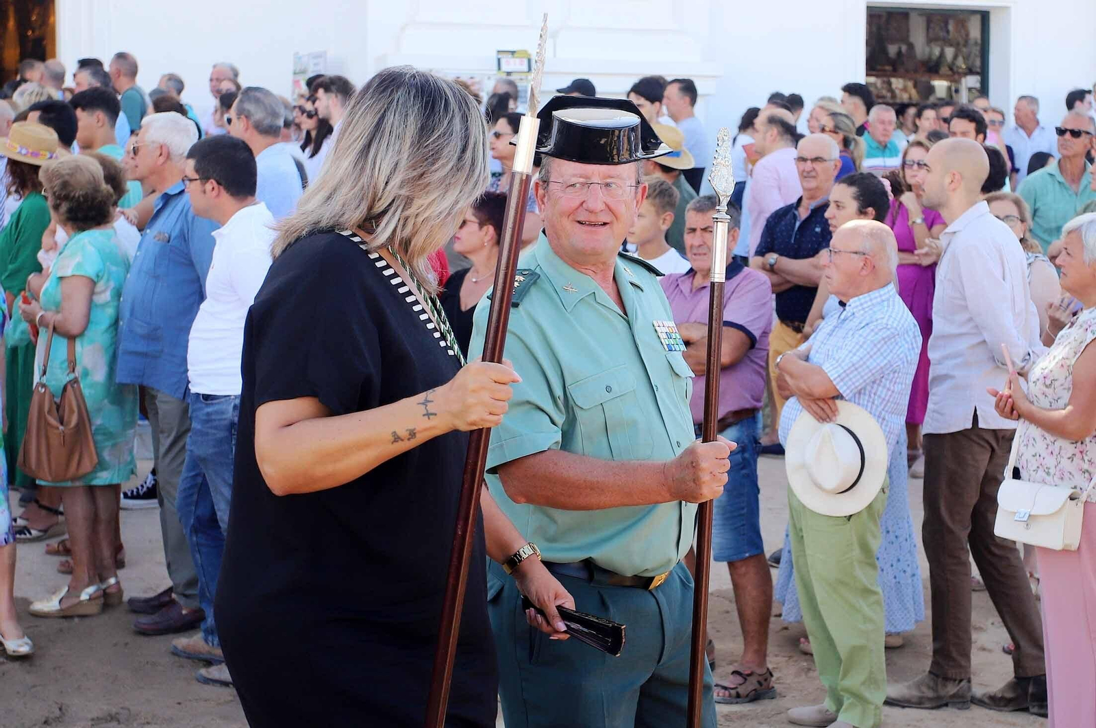 Imágenes de la procesión eucarística y solemne Función del Voto en El Rocío Chico