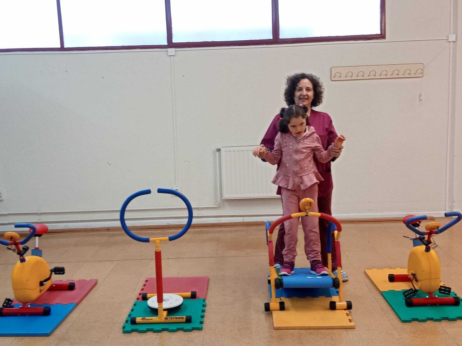 Nuevo 'minigym' del CEEE Directora Mercedes San Roma