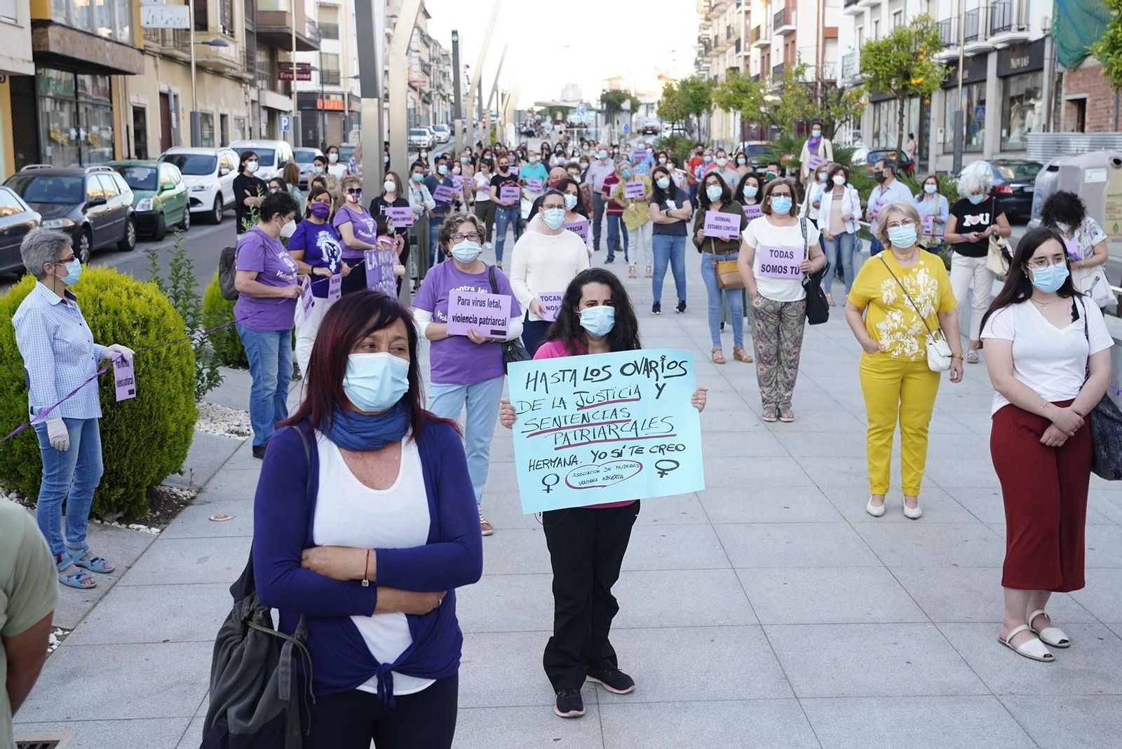 La concentración contra la sentencia de la Manada celebrada en Pozoblanco, en fotos