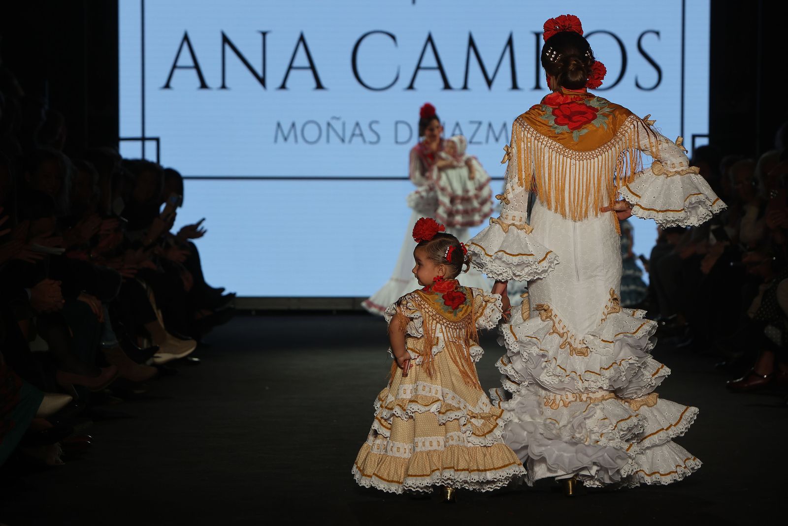 Desfile infantil de Ana Campos Collection en We Love Flamenco 2024, TODAS LAS FOTOS