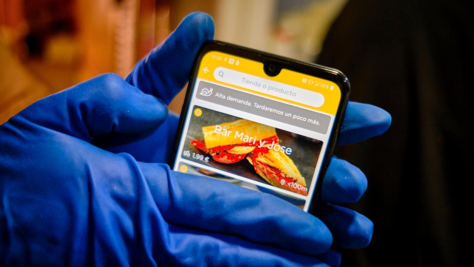 La app señalando una alta demanda de caracoles.