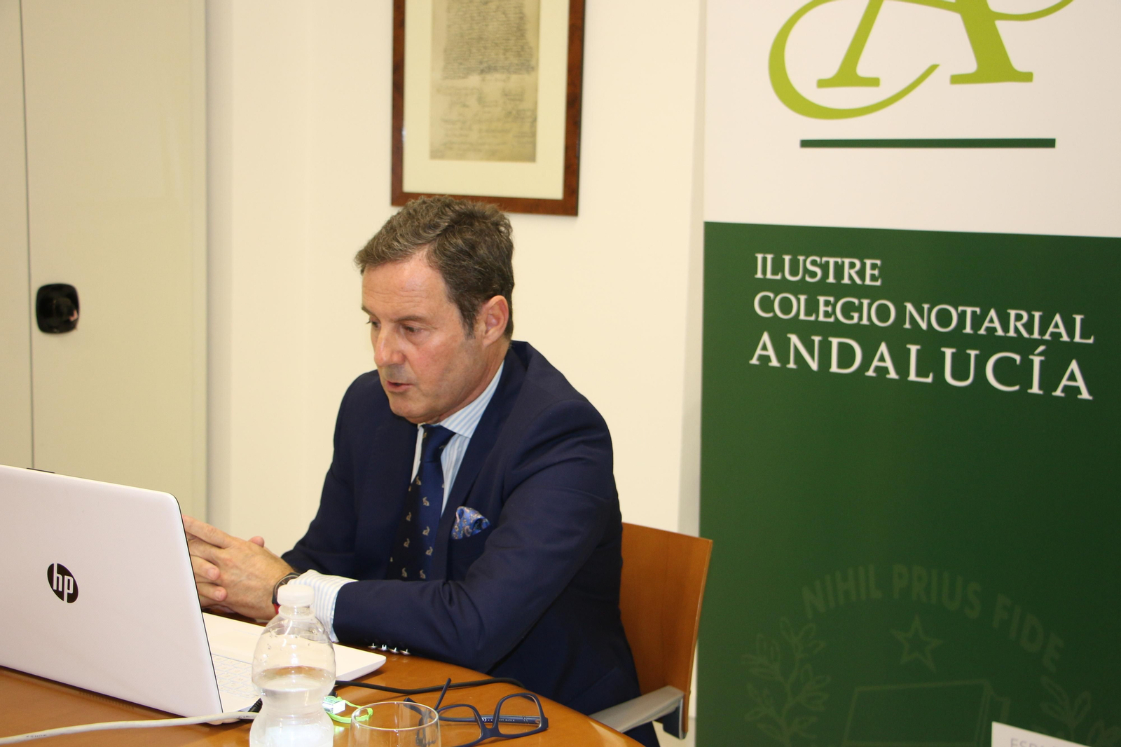 El profesor Alfonso Ybarra