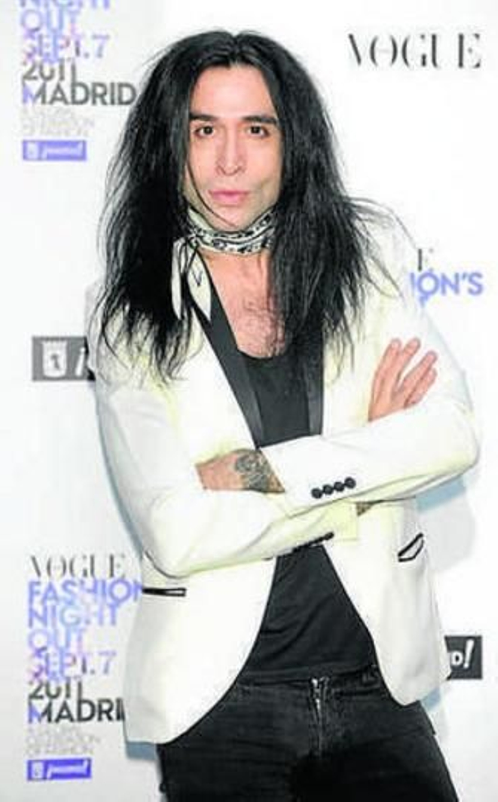 Mario Vaquerizo y sus 'Amigas' sacan disco