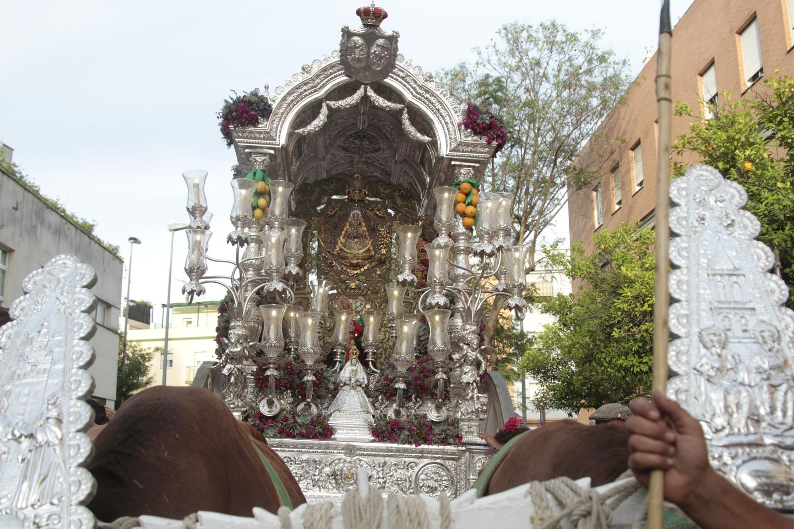 Las imágenes de la vuelta de Triana a Sevilla