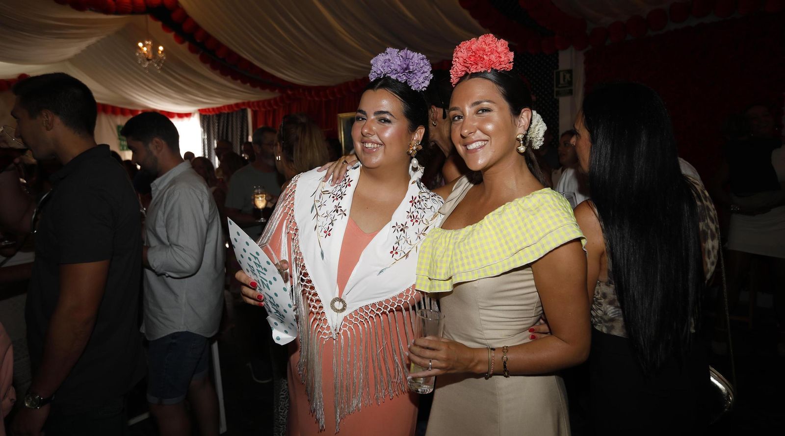 Búscate en las fotos del Día de la Mujer en la Feria de Tarifa