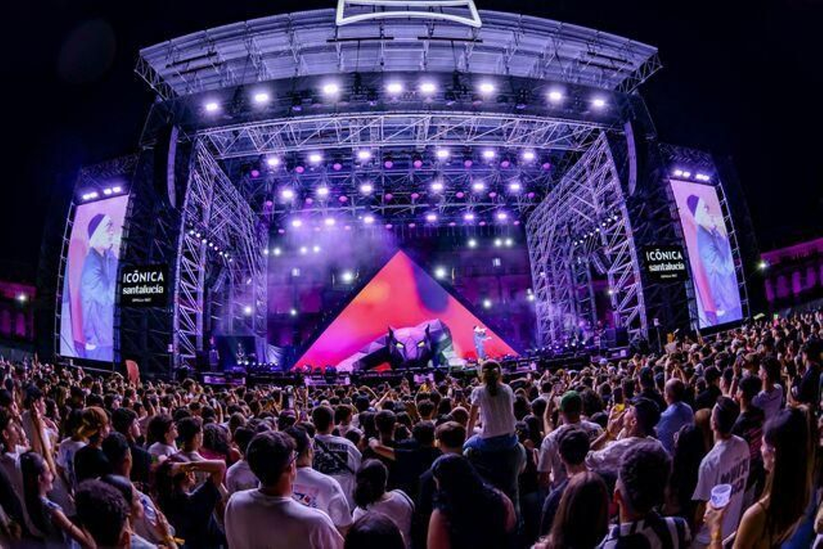 El icónico secuestro de la Plaza de España