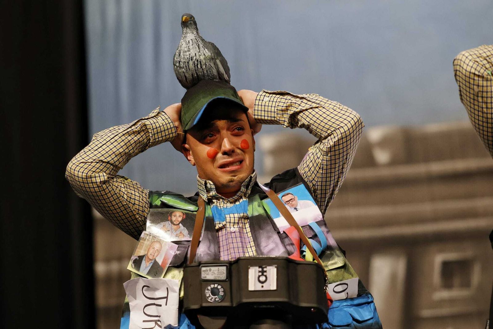 Chirigota 'El que la sigue la consigue'.