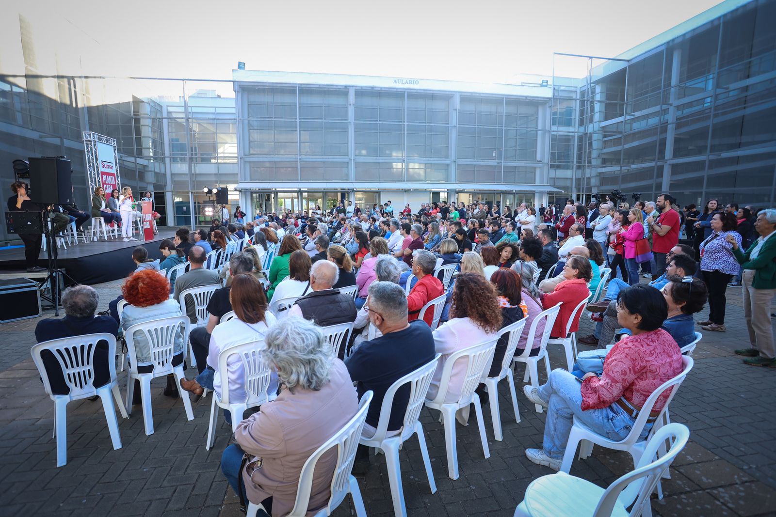 Imágenes del mitin de SUMAR con Yolanda Díaz en Jerez