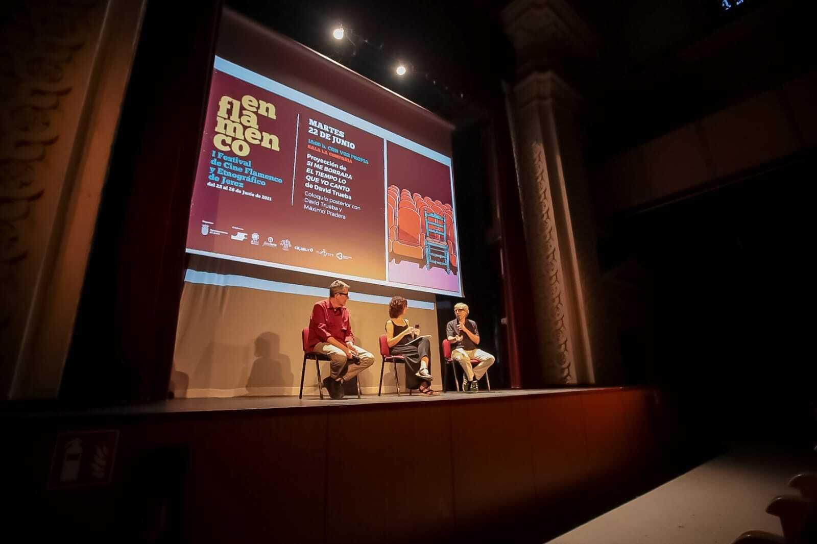 David Trueba y Máximo Pradera, en el coloquio del pasado martes. David Trueba y Máximo Pradera, en el coloquio del pasado martes.