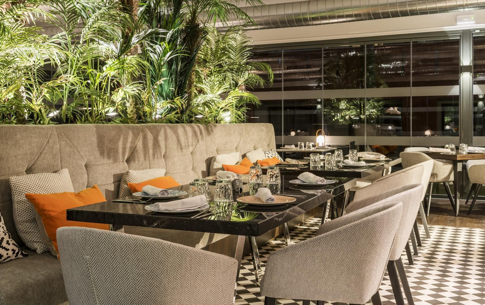 Así son los hoteles que la cadean Ilunion, de la ONCE, tiene en la provincia de Cádiz.