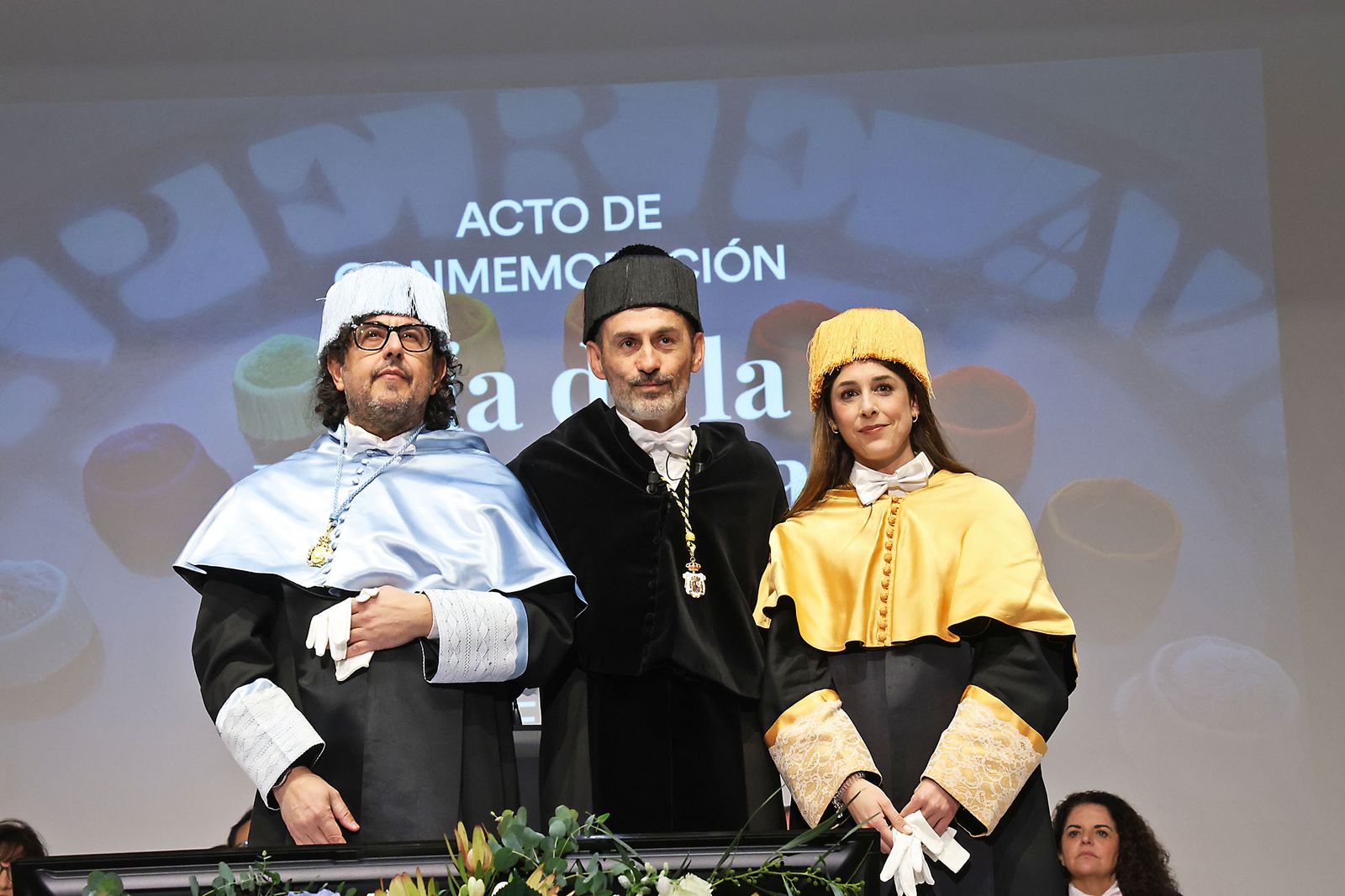 Fotografías de la investidura de los nuevos doctores y doctoras en el acto del 3 de marzo de la universidad de Huelva