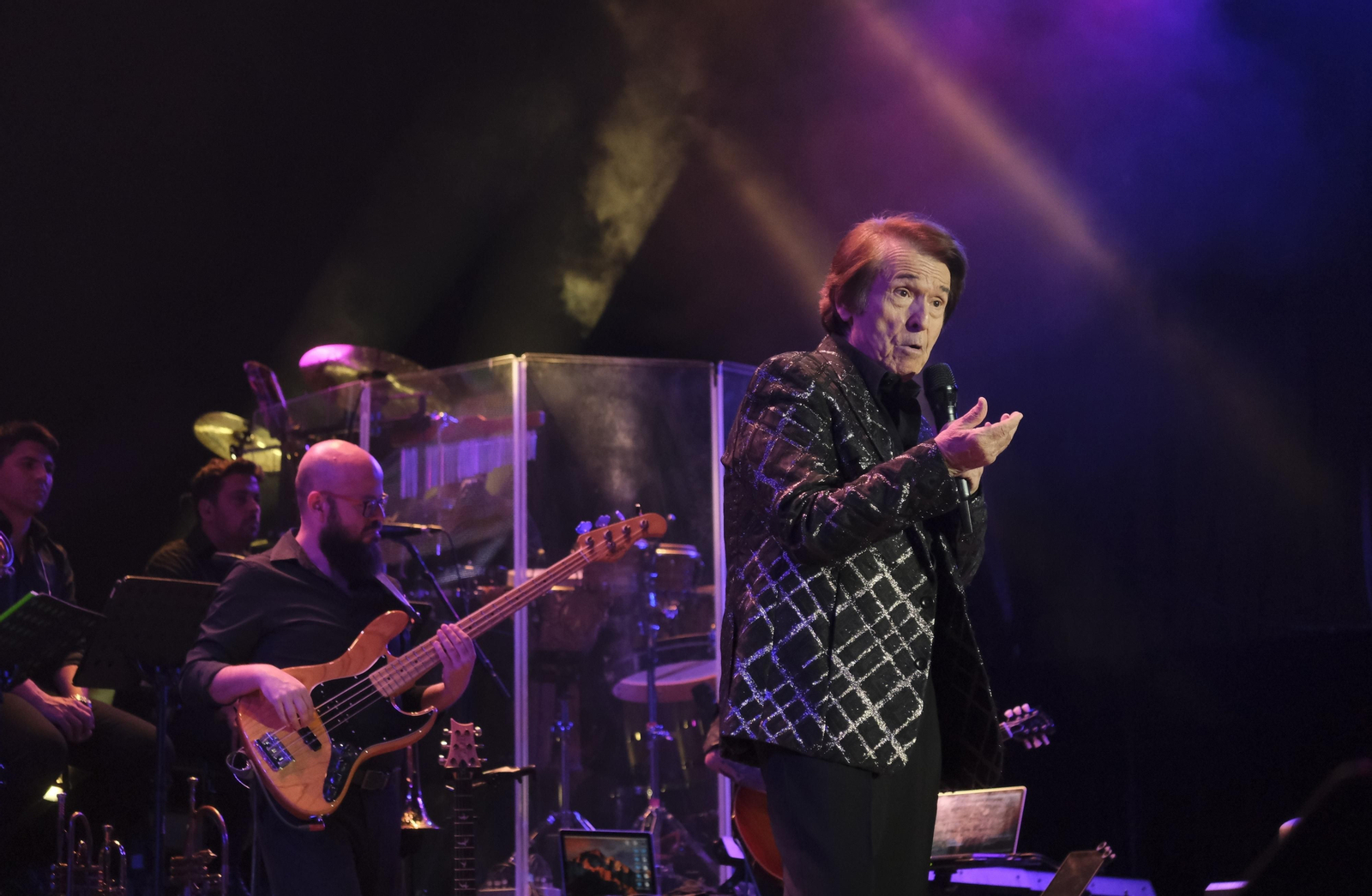 El concierto de Raphael en Córdoba, en imágenes