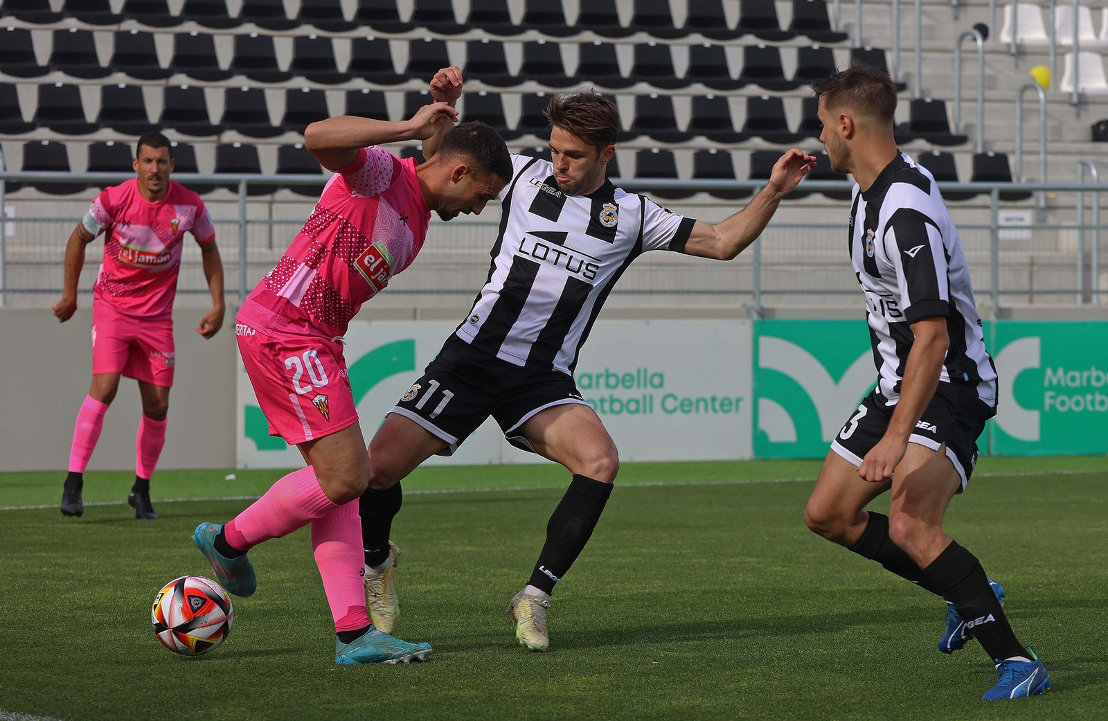 Las mejores fotos del Balona - San Roque de Lepe de Segunda RFEF