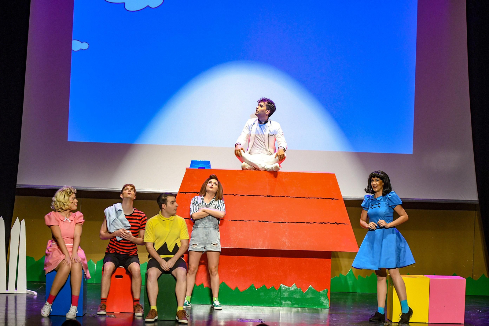Fotos del estreno de 'Snoopy, el musical' en Granada
