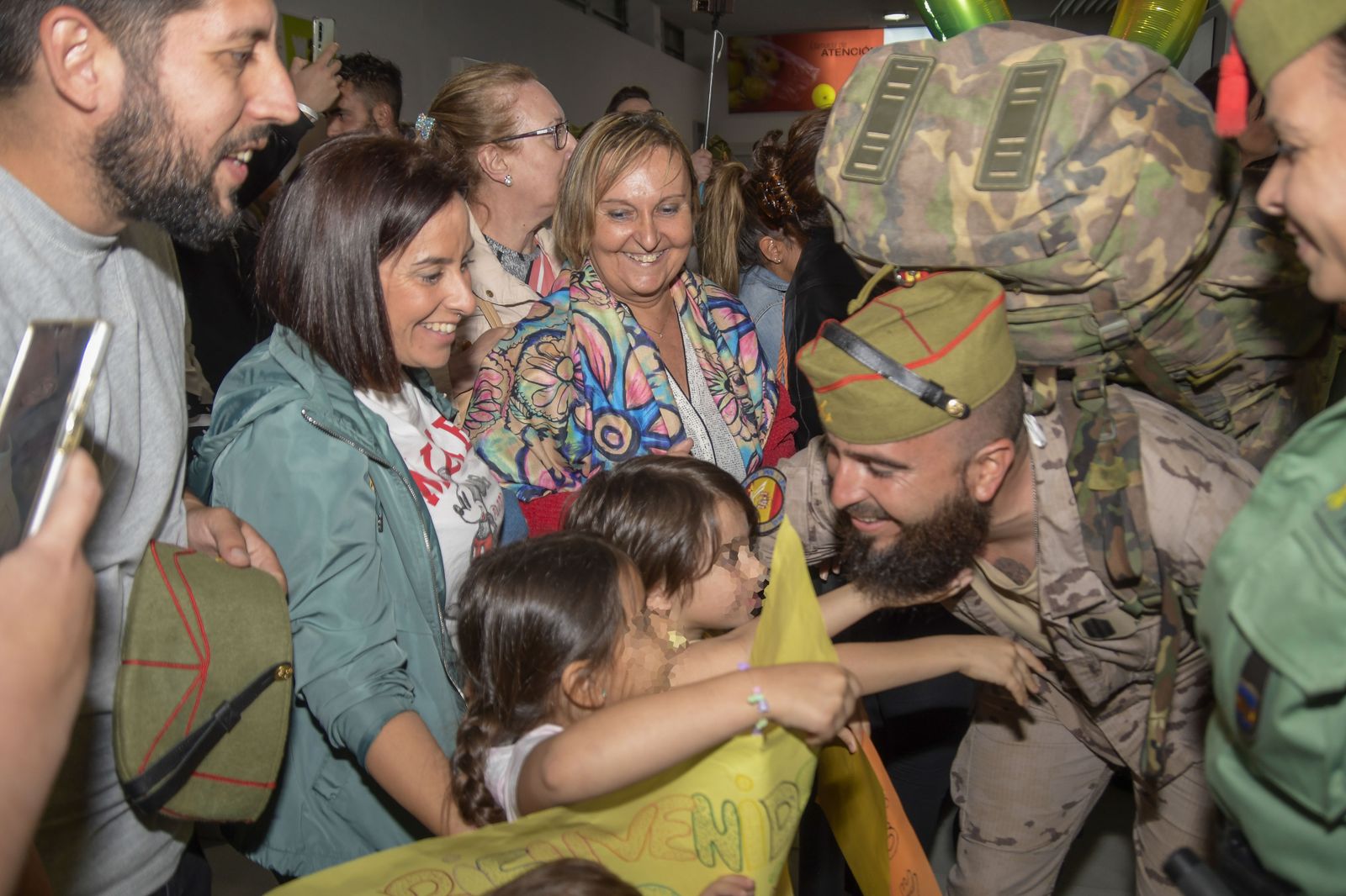 Regresan a casa los primeros legionarios desplazados a Irak hace seis meses