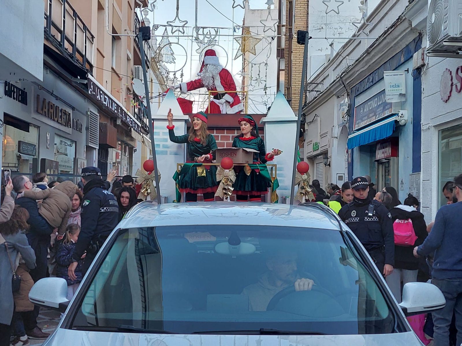 La iniciativa de Acosafe ha llenado de color y diversión el entorno del Centro Comercial Abierto.
