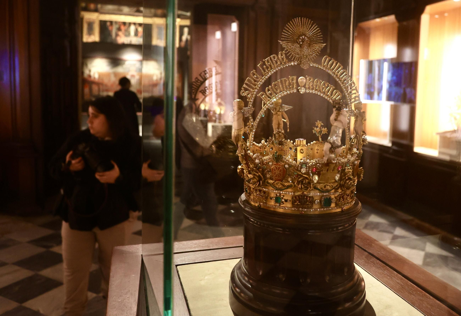 exposición "SEDES HISPALENSIS: FONS PIETATIS». LA CATEDRAL DE SEVILLA, FUENTE DE PIEDAD"