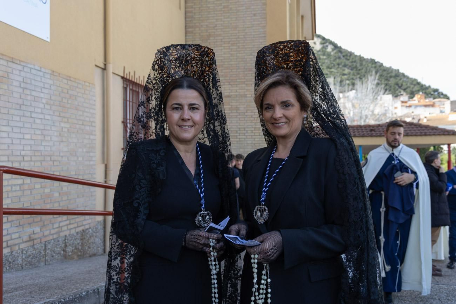 La temida lluvia impide el desarrollo normal de este Martes Santo