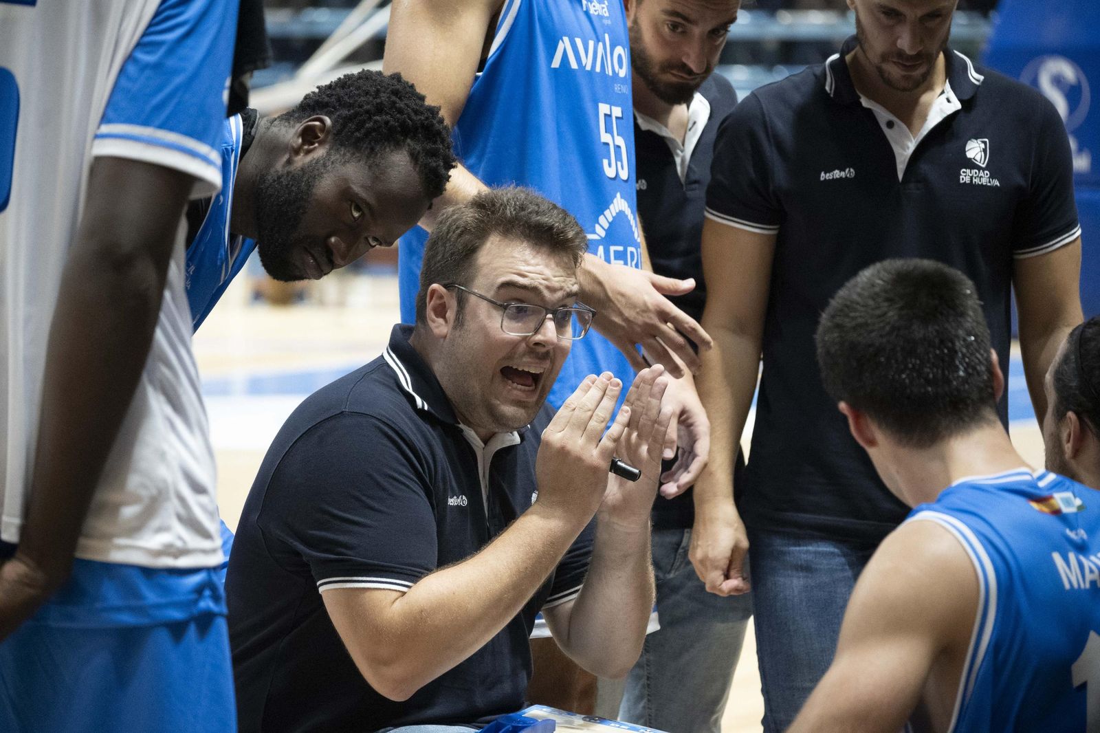 Imágenes del partido entre el Ciudad de Huelva y Biele ISB