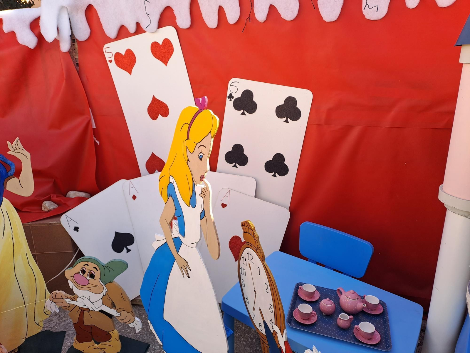 En imágenes: ¡Bienvenidos al mundo fantástico por Navidad de Las Pedrizas!