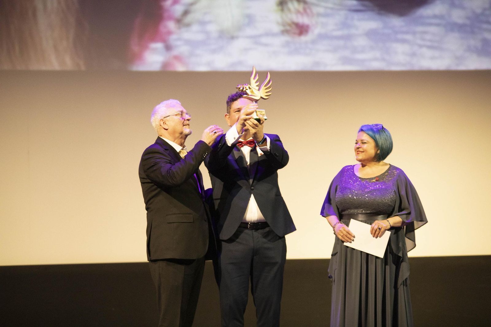 El estreno en Almería del largometraje documental "Concha Robles", en imágenes