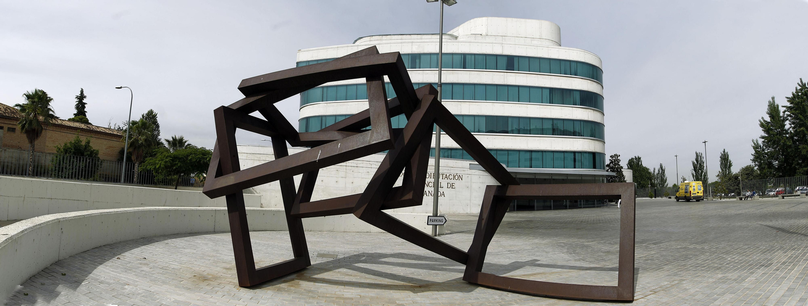 La Diputación de Granada cierra el lunes para desinfectar su sede tras el positivo de un trabajador