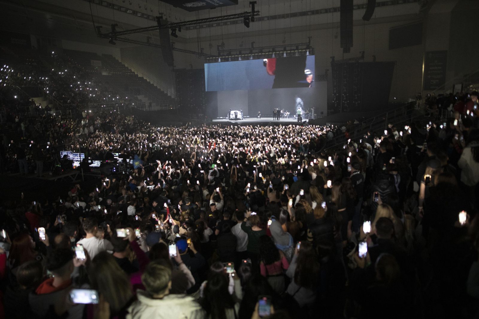 El Palacio estalla al son de Dellafuente, en imágenes