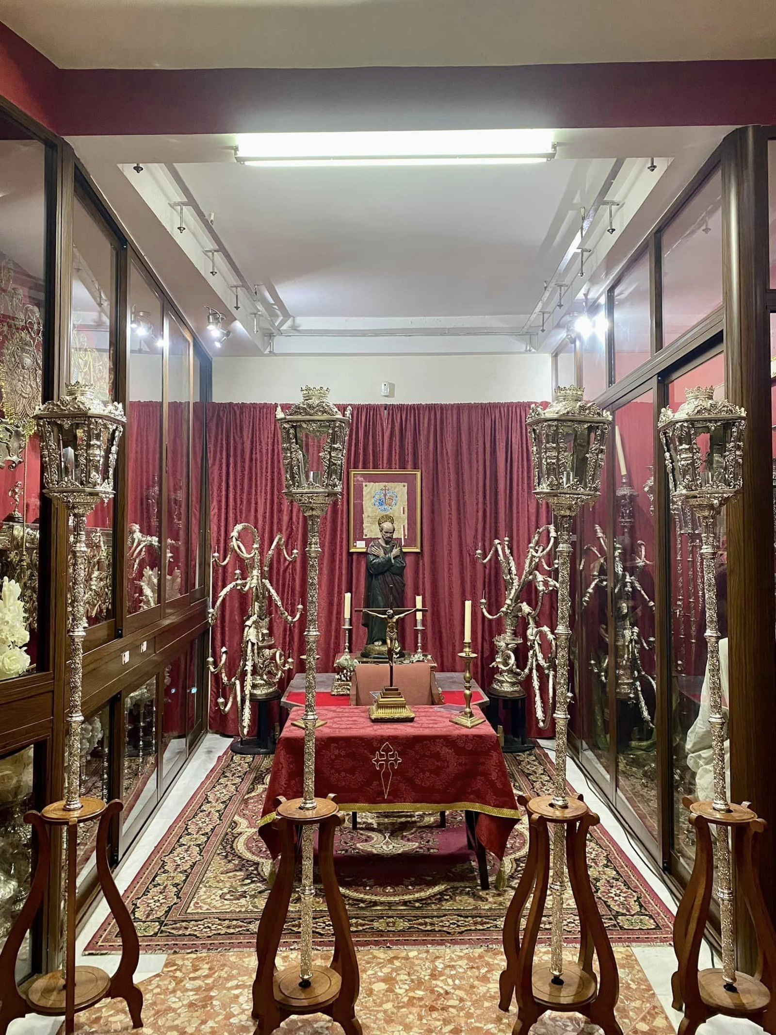 Luz para la cruz de guía del Prendimiento.