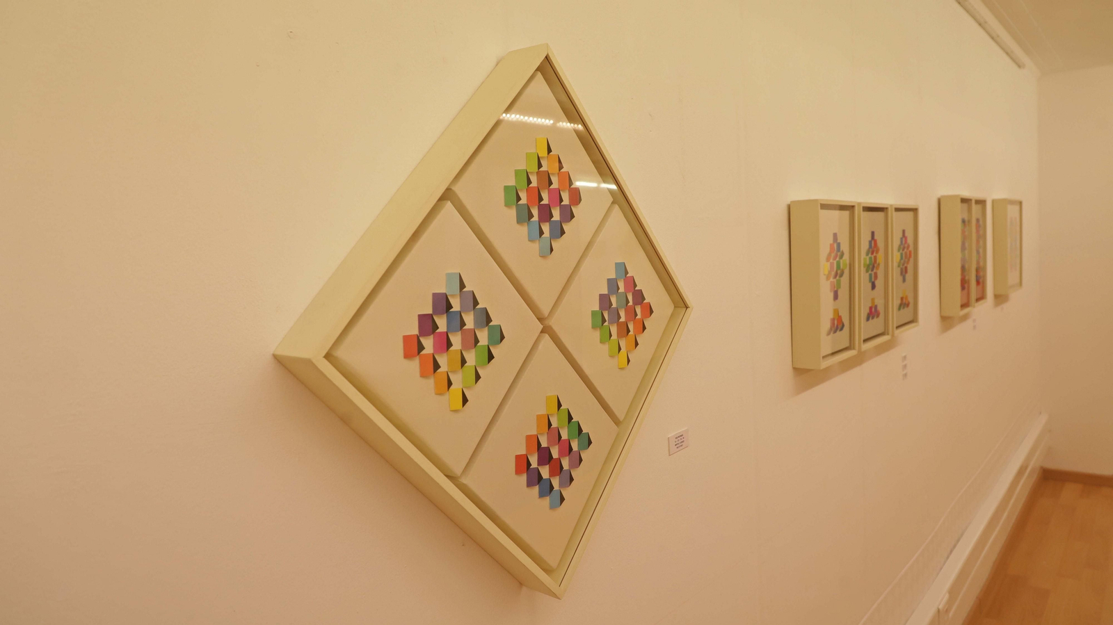 Fotos de la exposición 'Coloraturas' en Algeciras