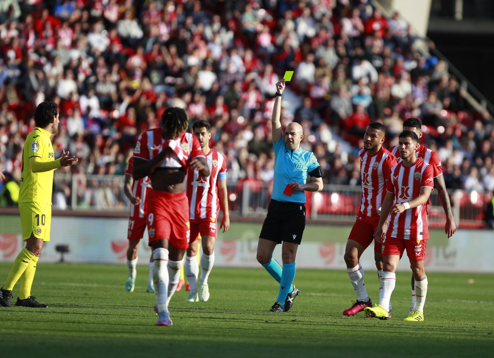 Imágenes de la derrota de la U.D. Almería ante el Villarreal por 0 a 2