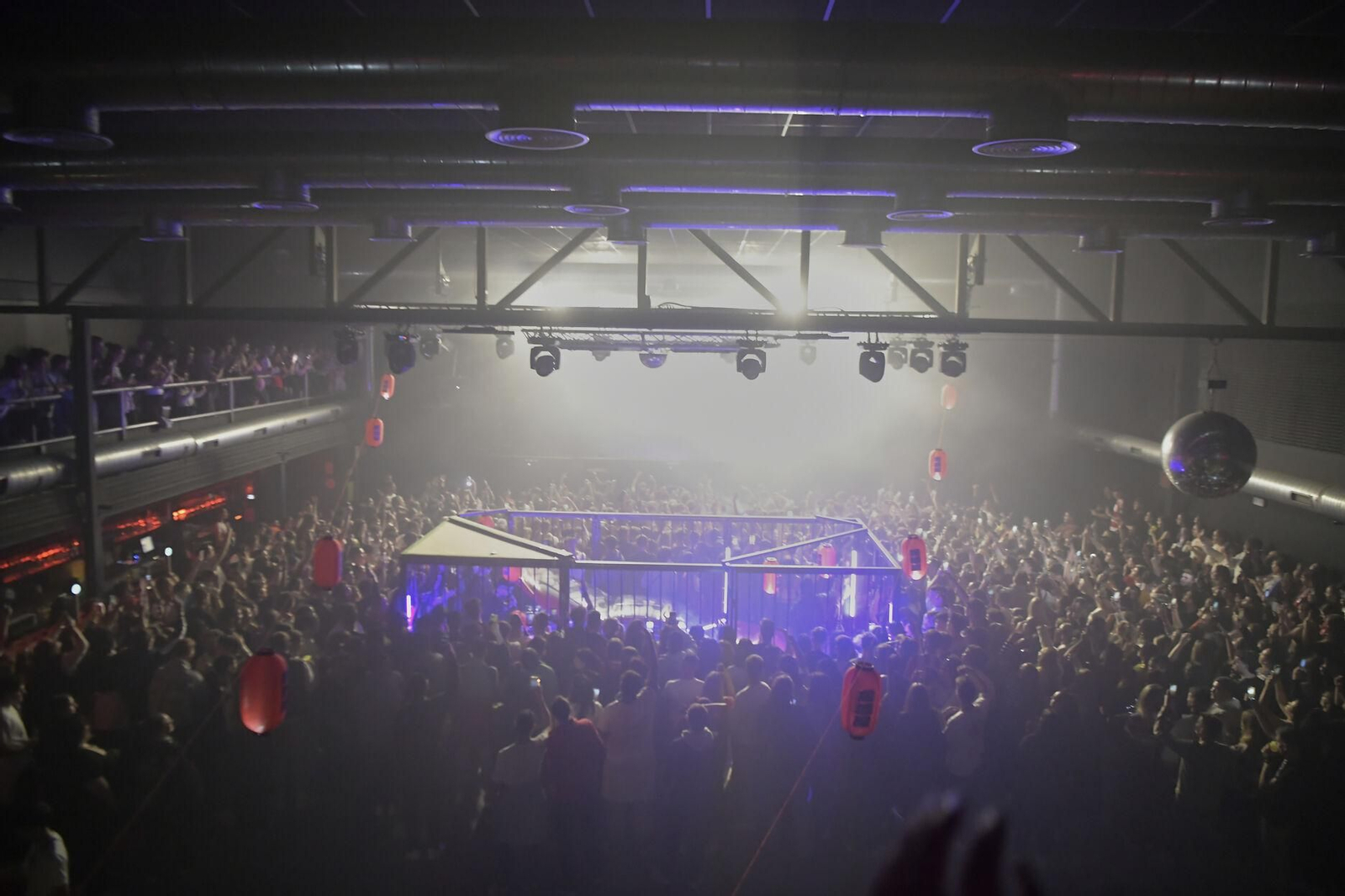 La mejores imágenes del concierto de Saiko en la Copera
